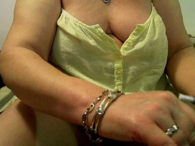 Live sex webcam photo for Vyka-Vyka #271808765