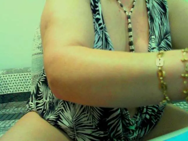 Live sex webcam photo for Vyka-Vyka #272127900