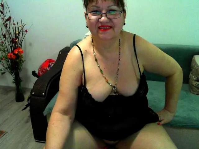 Live sex webcam photo for Vyka-Vyka #272336819