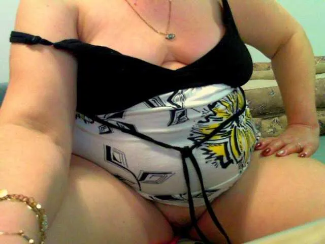 Live sex webcam photo for Vyka-Vyka #272416815