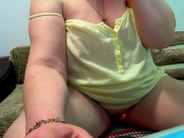 Live sex webcam photo for Vyka-Vyka #272668791