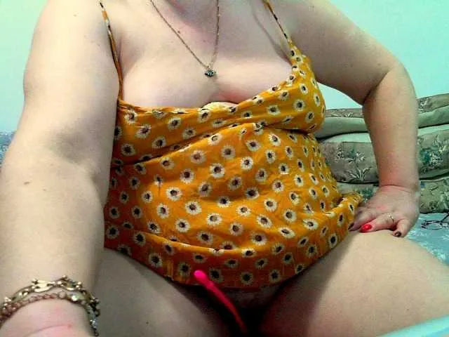 Live sex webcam photo for Vyka-Vyka #272858557