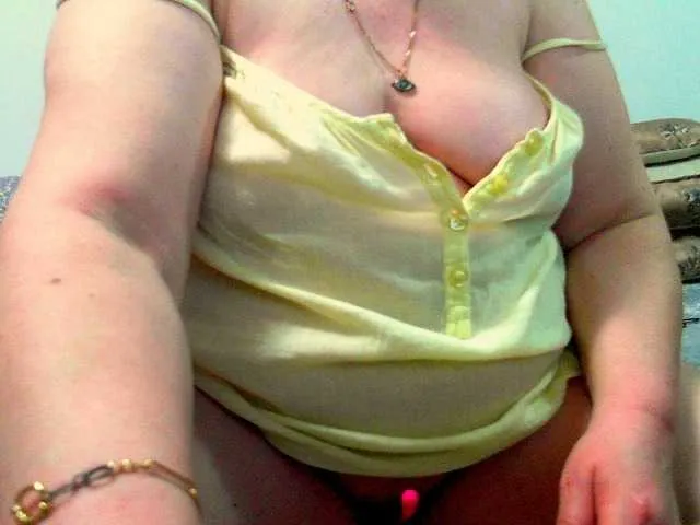 Live sex webcam photo for Vyka-Vyka #272947464