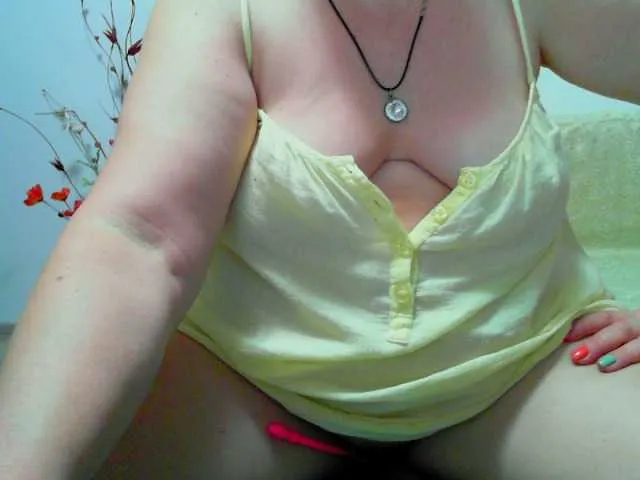 Live sex webcam photo for Vyka-Vyka #276379897