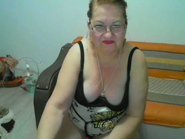 Live sex webcam photo for Vyka-Vyka #276827382
