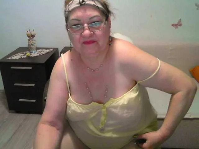 Live sex webcam photo for Vyka-Vyka #278189810