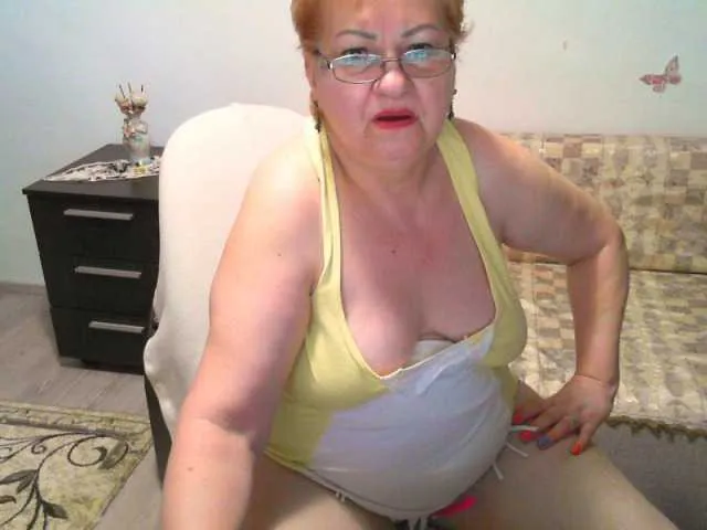 Live sex webcam photo for Vyka-Vyka #278271734