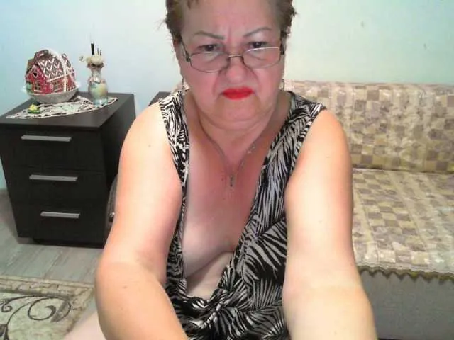 Live sex webcam photo for Vyka-Vyka #289489791