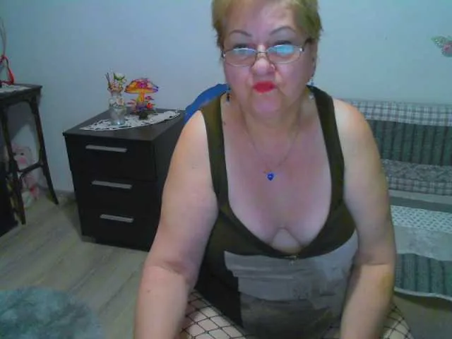 Live sex webcam photo for Vyka-Vyka #290311980