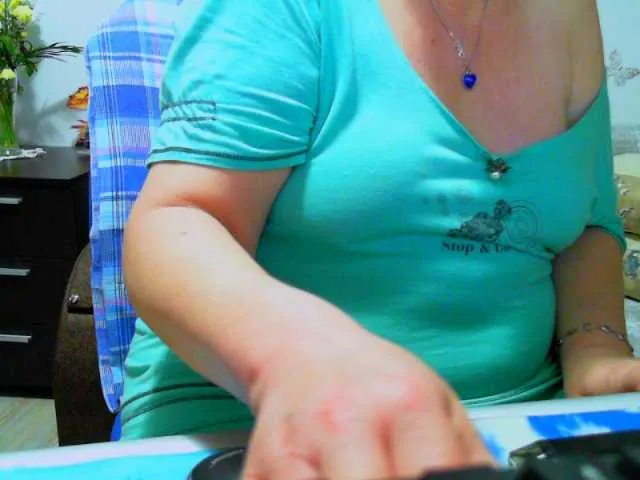 Live sex webcam photo for Vyka-Vyka #290523579