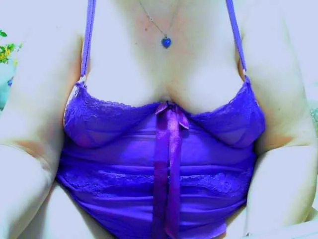 Live sex webcam photo for Vyka-Vyka #291156340