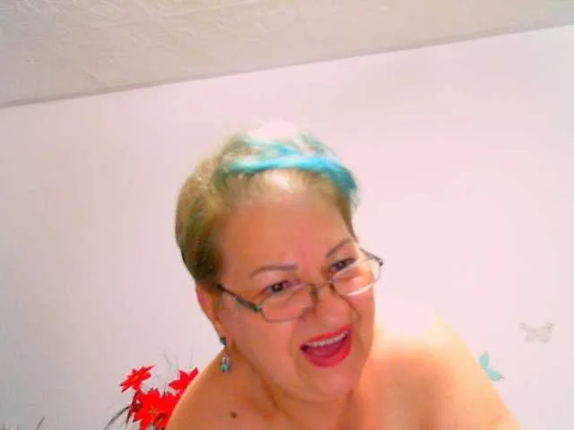 Live sex webcam photo for Vyka-Vyka #291498493