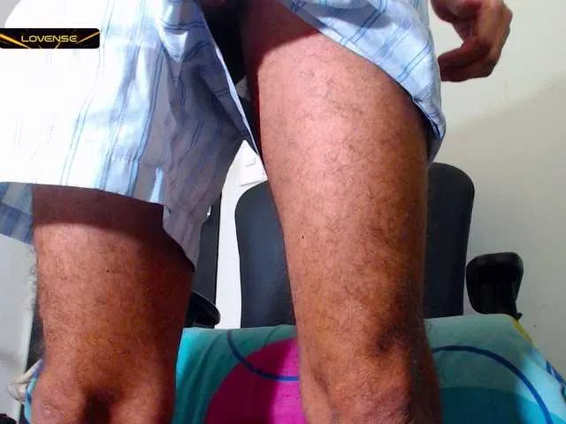 Live sex webcam photo for WILBIGCOCK #277513927