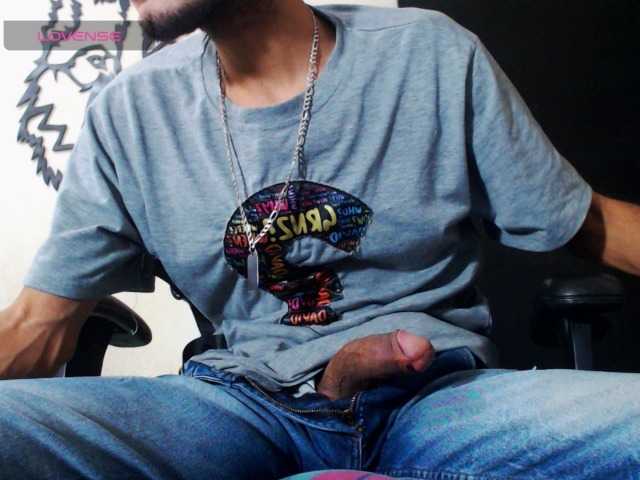 Live sex webcam photo for WILBIGCOCK #290861169