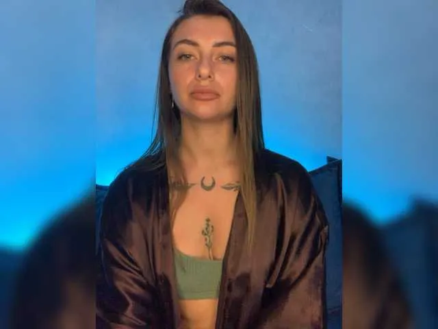 Live sex webcam photo for WILDGIRL #277076204