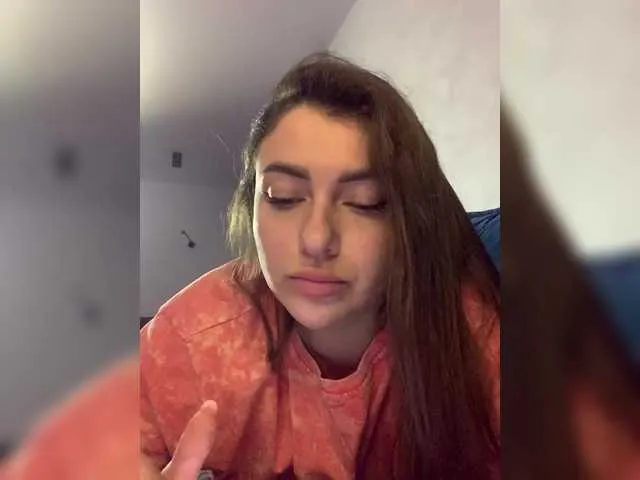 Live sex webcam photo for WILDGIRL #290373797