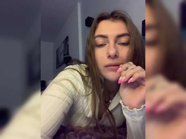 Live sex webcam photo for WILDGIRL #290408198