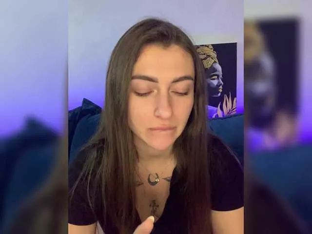 Live sex webcam photo for WILDGIRL #290434297