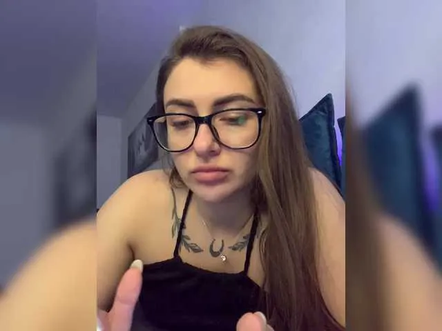 Live sex webcam photo for WILDGIRL #290527907