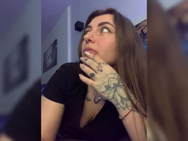 Live sex webcam photo for WILDGIRL #290548739