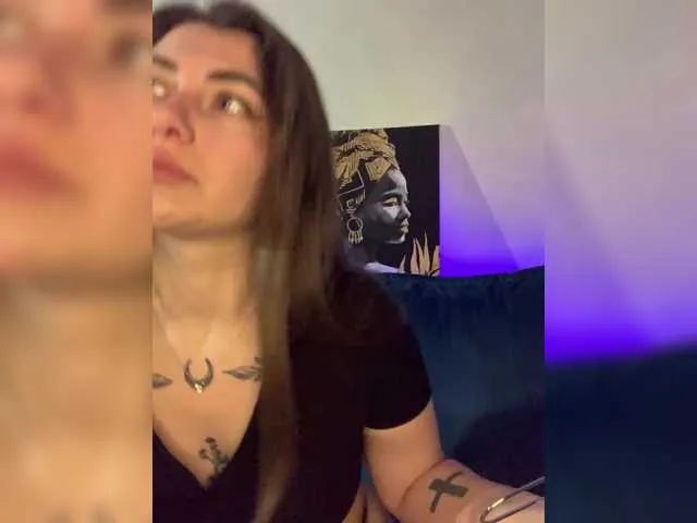 Live sex webcam photo for WILDGIRL #290747745