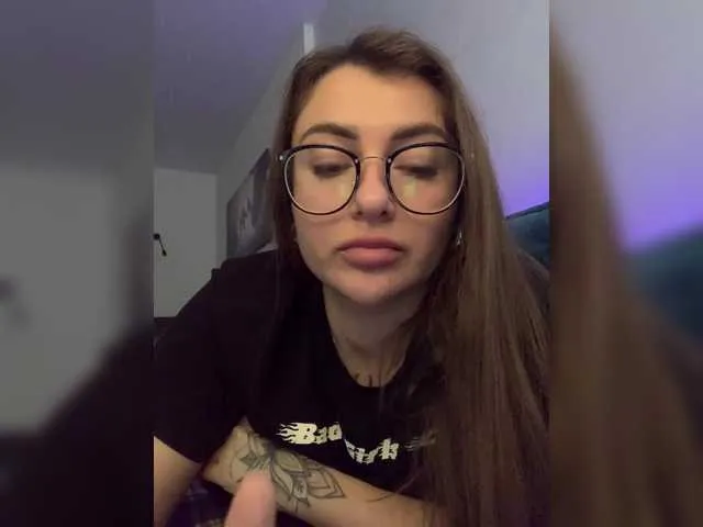 Live sex webcam photo for WILDGIRL #290867775