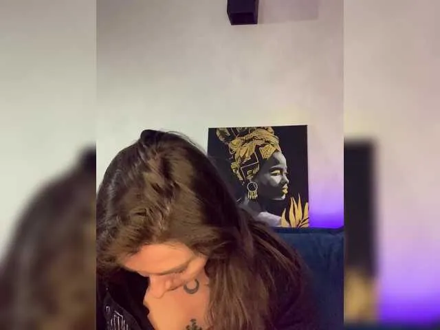 Live sex webcam photo for WILDGIRL #291038622