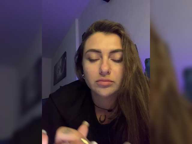 Live sex webcam photo for WILDGIRL #291268765