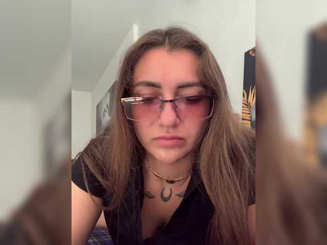 Live sex webcam photo for WILDGIRL #291583095