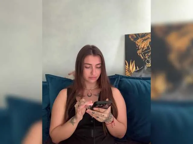 Live sex webcam photo for WILDGIRL #291948214