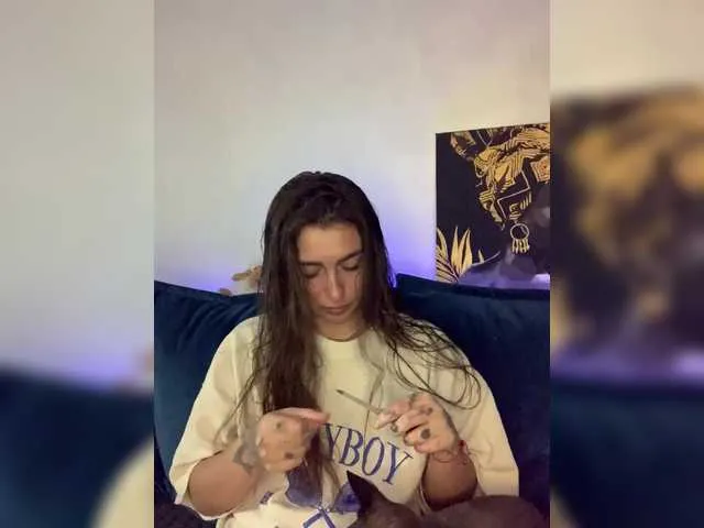 Live sex webcam photo for WILDGIRL #291949992