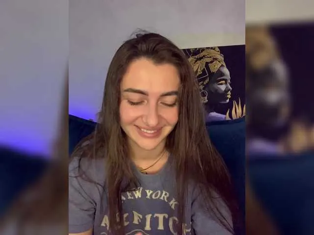 Live sex webcam photo for WILDGIRL #292043776