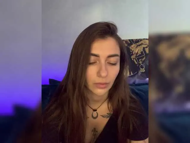 Live sex webcam photo for WILDGIRL #292154033