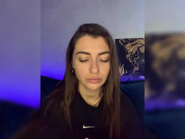 Live sex webcam photo for WILDGIRL #292174985