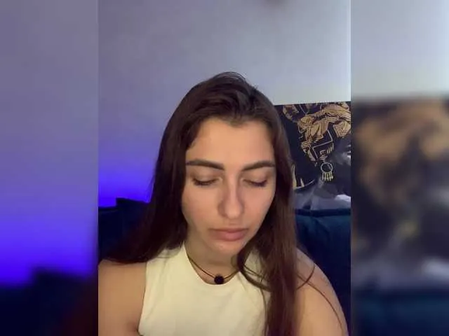 Live sex webcam photo for WILDGIRL #292199736