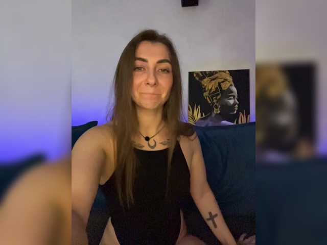 Live sex webcam photo for WILDGIRL #292371471