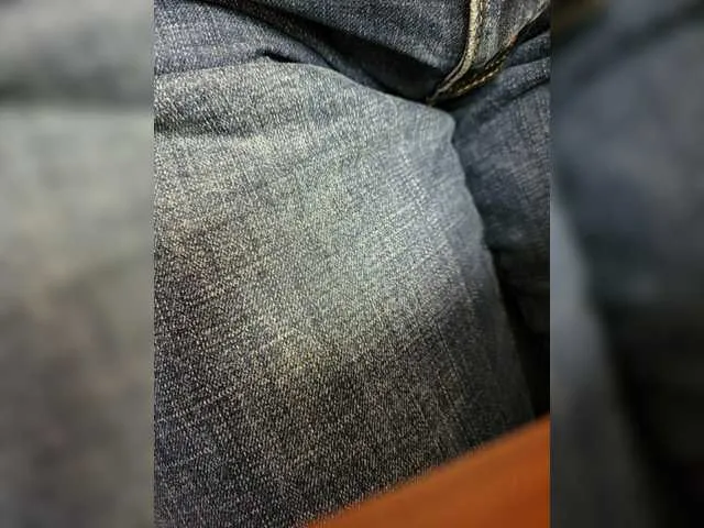 Live sex webcam photo for WWoollff75 #273177890