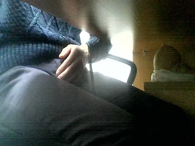 Live sex webcam photo for WWoollff75 #276891827