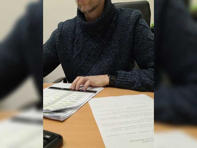 Live sex webcam photo for WWoollff75 #277137279