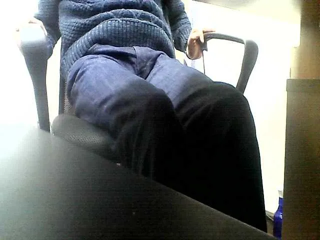 Live sex webcam photo for WWoollff75 #277405541