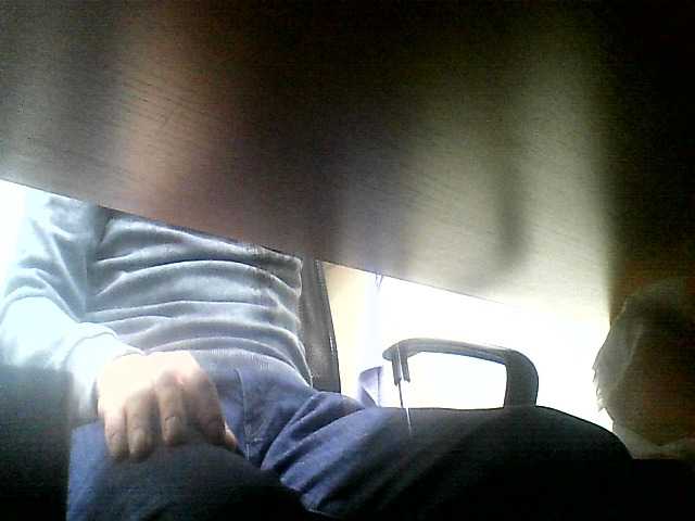 Live sex webcam photo for WWoollff75 #277587072