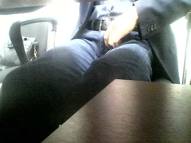 Live sex webcam photo for WWoollff75 #277630142
