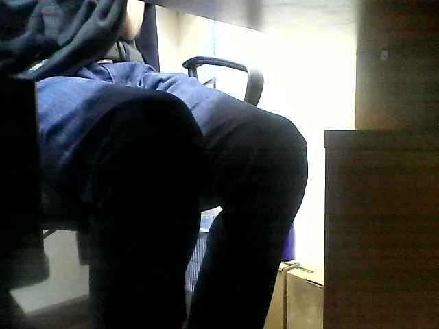 Live sex webcam photo for WWoollff75 #277689505
