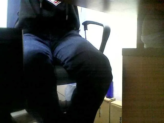 Live sex webcam photo for WWoollff75 #277696843
