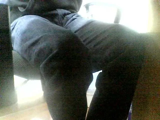 Live sex webcam photo for WWoollff75 #277836709