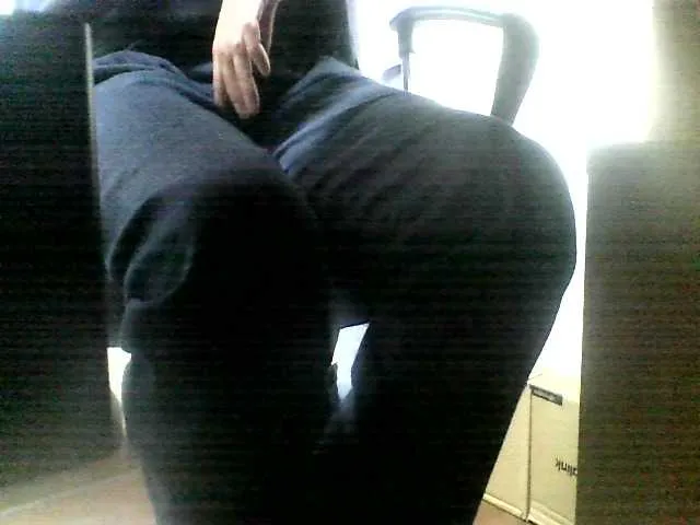 Live sex webcam photo for WWoollff75 #277842059