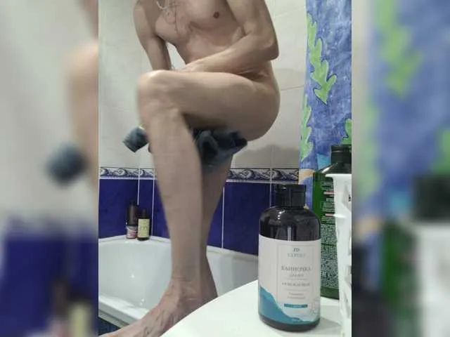 Live sex webcam photo for WWoollff75 #278064741
