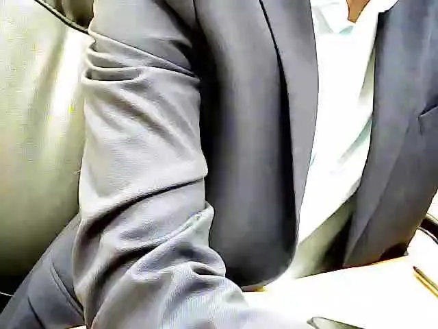 Live sex webcam photo for WWoollff75 #291069948