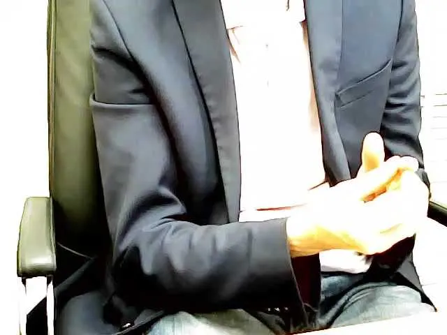 Live sex webcam photo for WWoollff75 #291138144