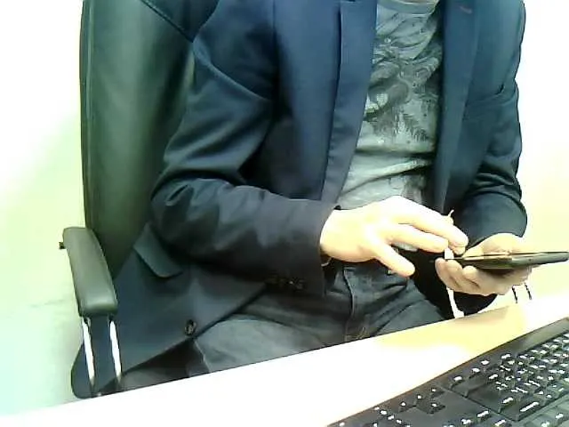 Live sex webcam photo for WWoollff75 #292307538